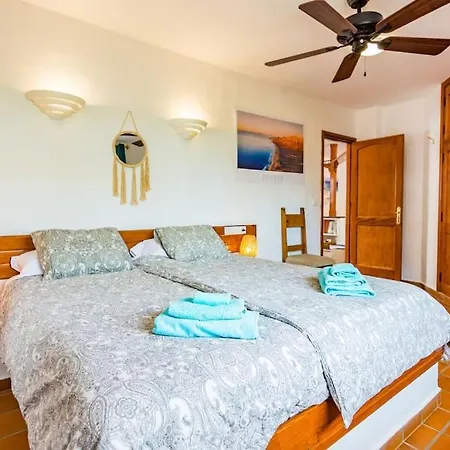 Апартаменты Chateau Morro 4 *
