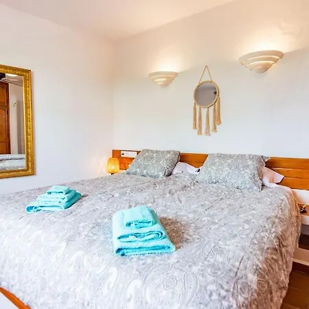 Chateau Morro 4 アパート *